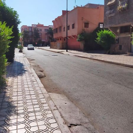 Appartement Relax Marrakech, شقة عائلية بمراكش متوفرة على غرفتين Ngoại thất bức ảnh